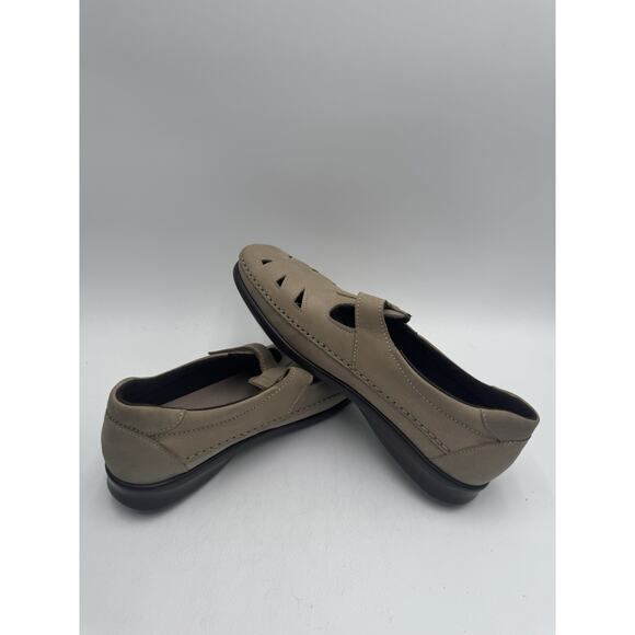 SAS ROAMER Women's NEW Casual Slip On Shoe Sage US Size 10.5 Medium NIB - Picture 8 of 11